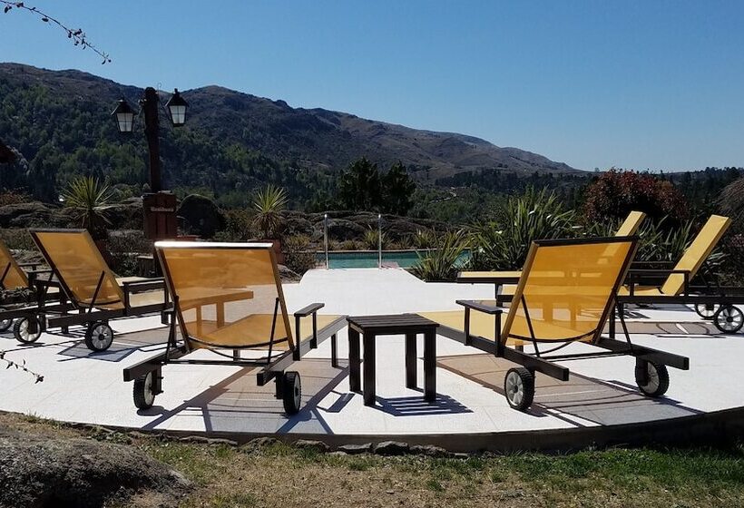 فندق Aires Serranos   Suites