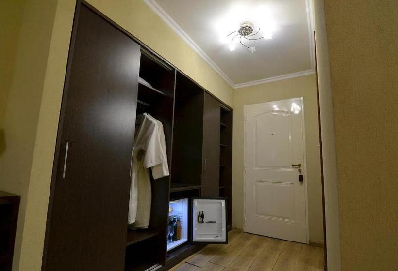 Отель Alto Verde Suite & Apart