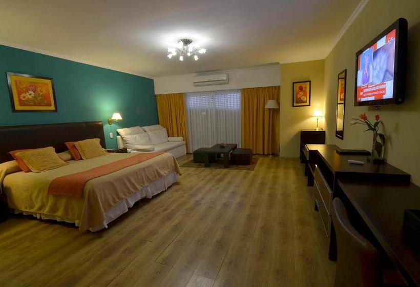 Отель Alto Verde Suite & Apart