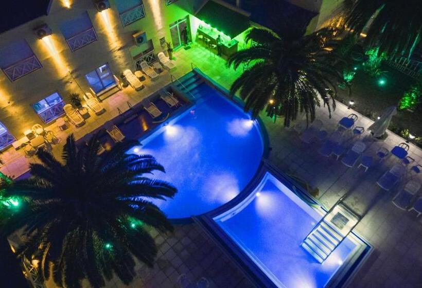 Отель Alto Verde Suite & Apart