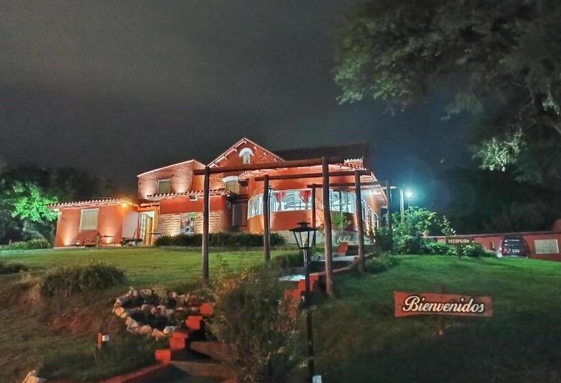 Castelar   Hotel & Apart