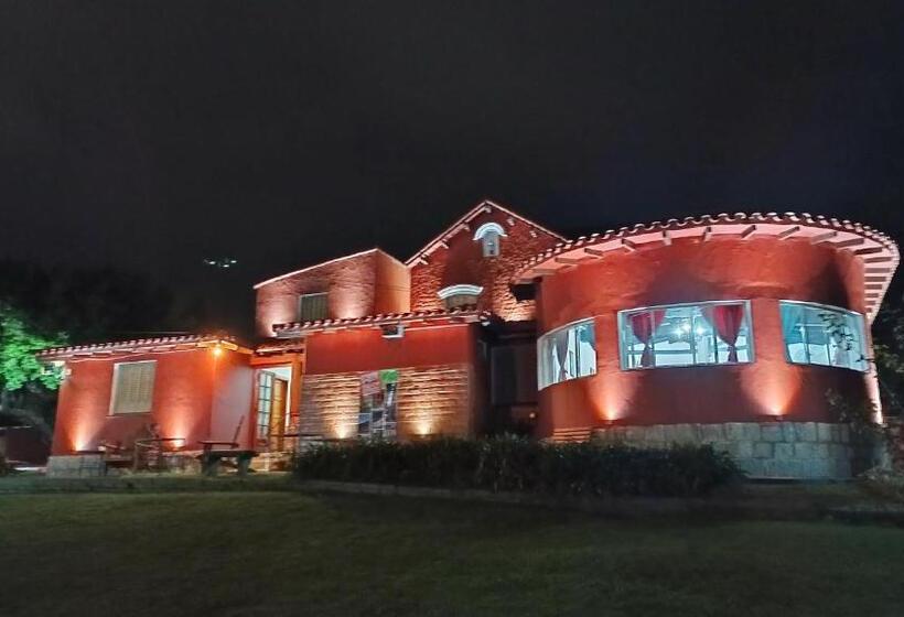 Castelar   Hotel & Apart