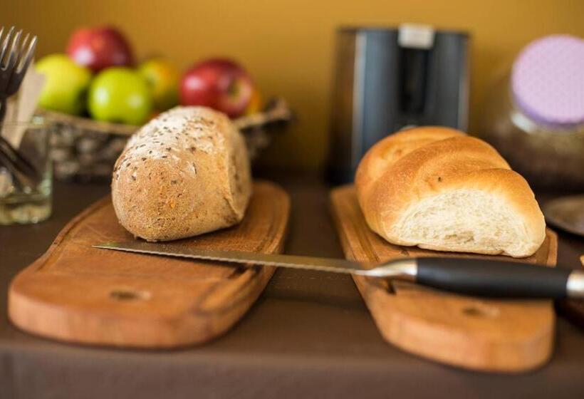 هتل Colinas De Nono