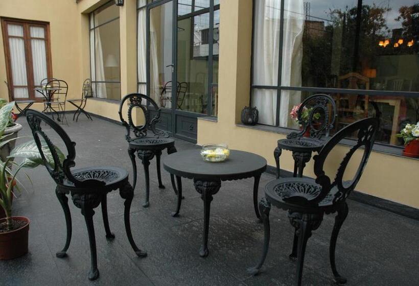 هتل Como Era Antes