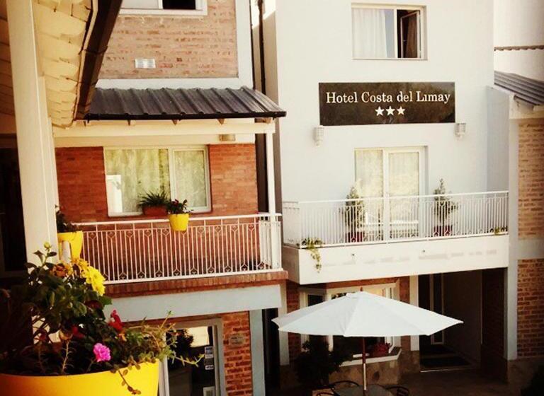 Отель Costa Limay