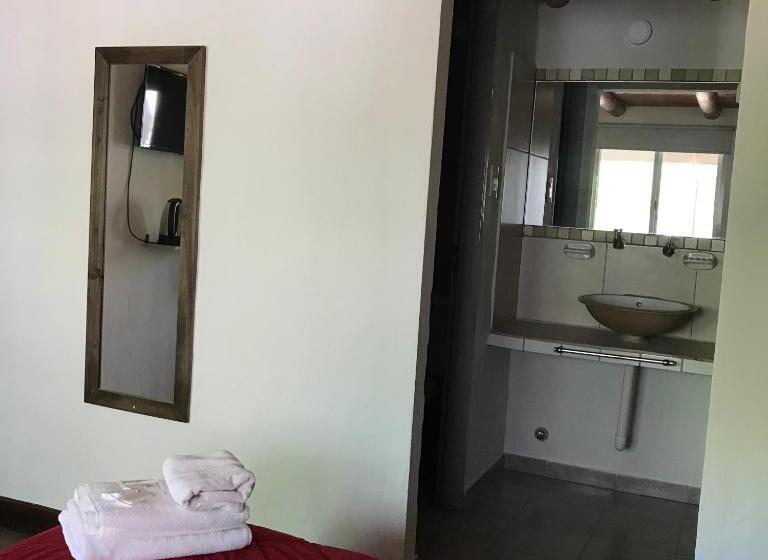 Hotel Cristobal De Colón