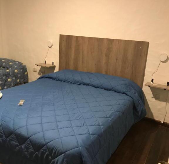 Hotel Cristobal De Colón