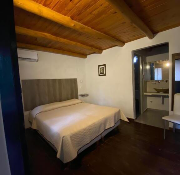 Hotel Cristobal De Colón