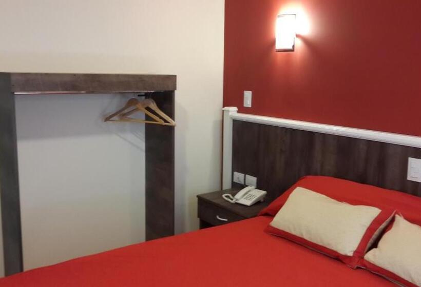 ホテル Cueva De Las Manos