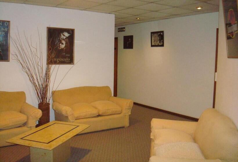 ホテル De Cine Las Golondrinas