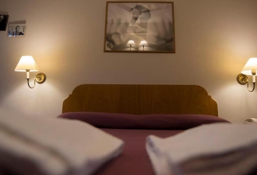 ホテル De Cine Las Golondrinas