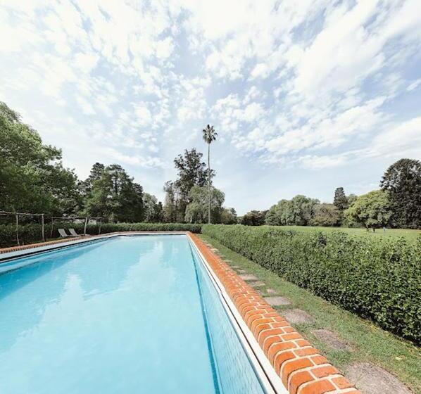 Отель Estancia Villa Maria