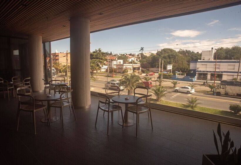 هتل Estilo Mb  Villa Carlos Paz