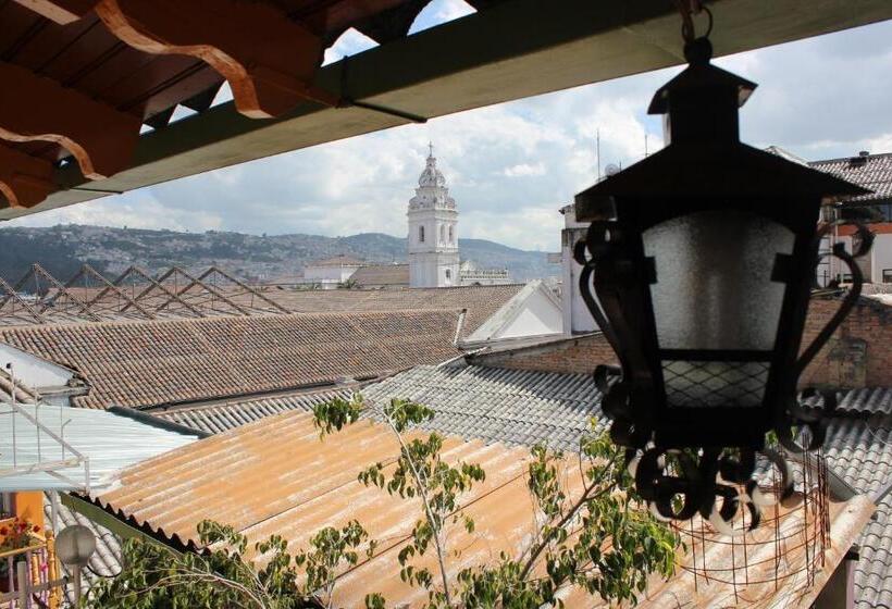 호텔 Hostal Yumbo Imperial