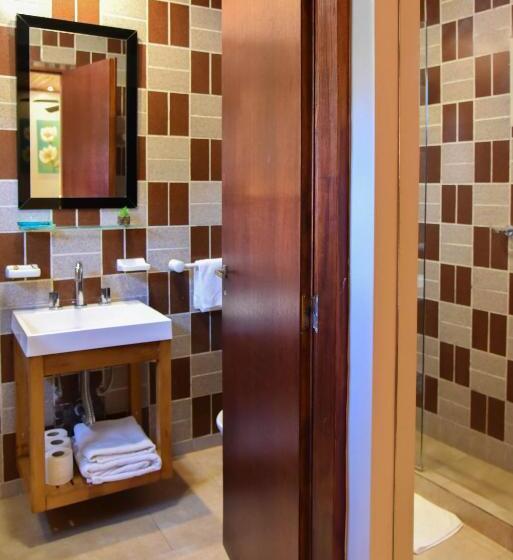 هتل Hostería El Remanso