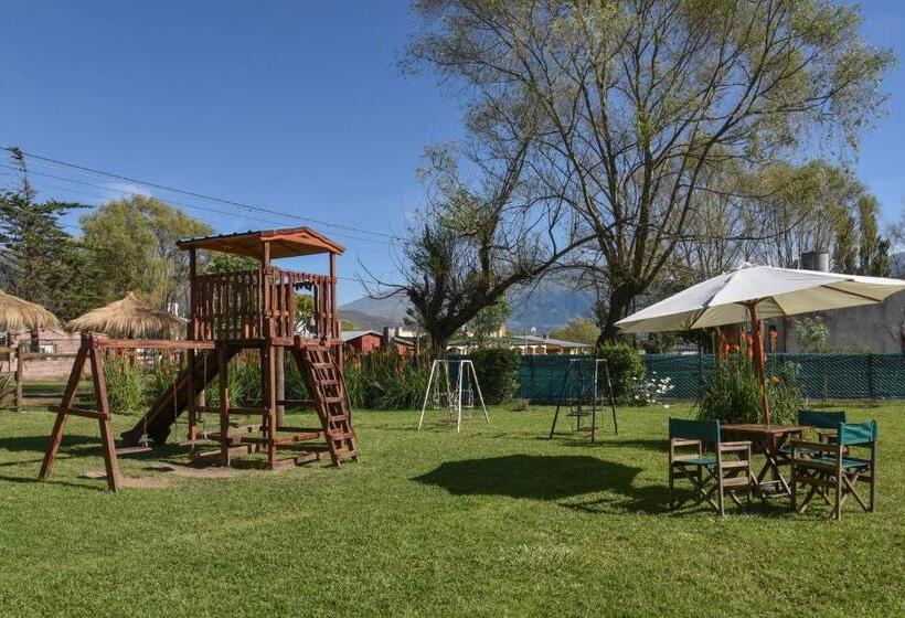 هتل Hostería El Remanso