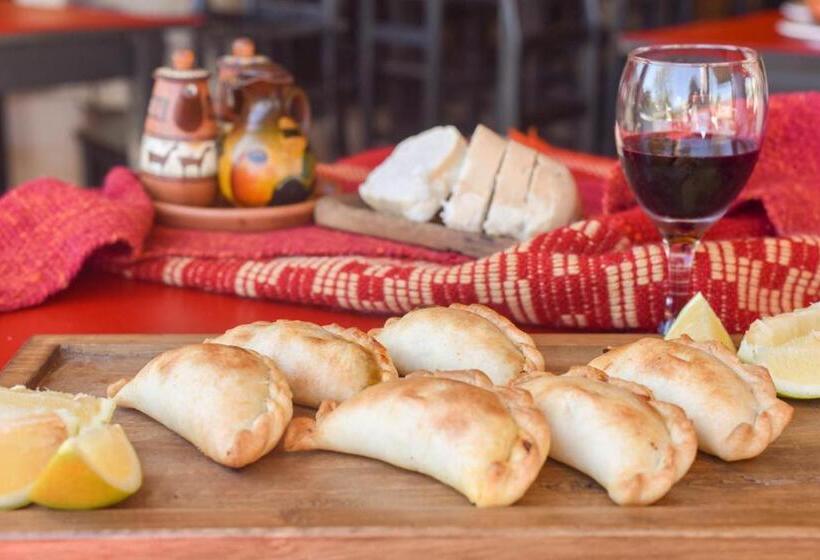 هتل Hostería El Remanso