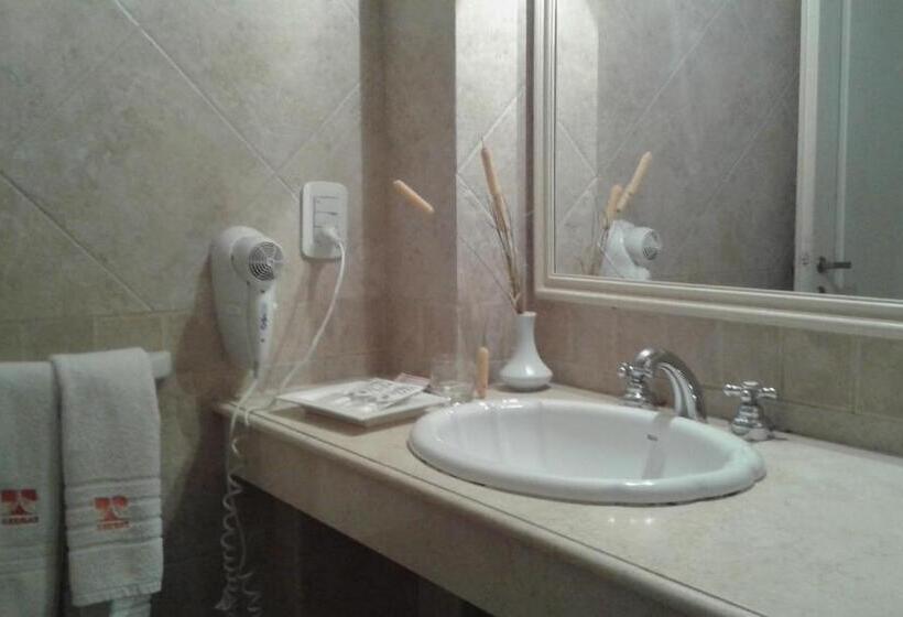 Отель Hosteria Arenas