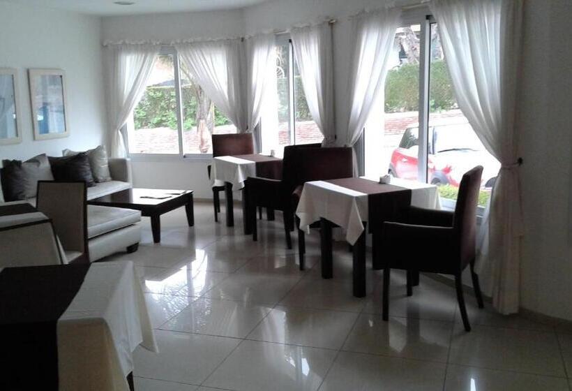 Отель Hosteria Arenas