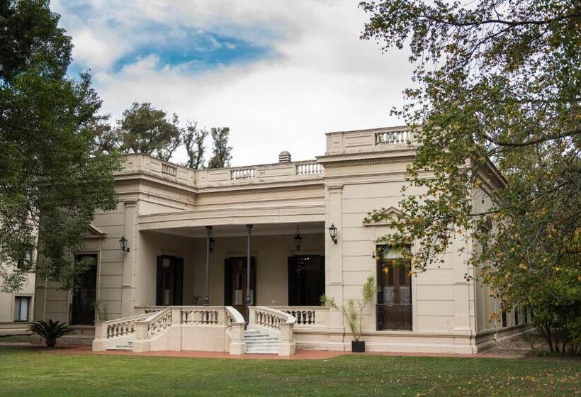 호텔 Howard Johnson Resort & Spa Escobar