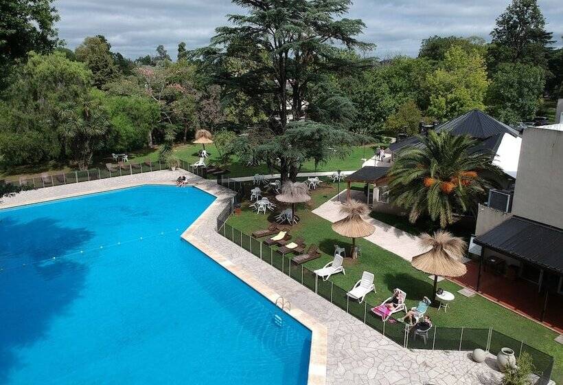 호텔 Howard Johnson Resort & Spa Escobar