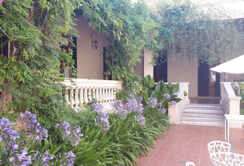 호텔 Howard Johnson Resort & Spa Escobar