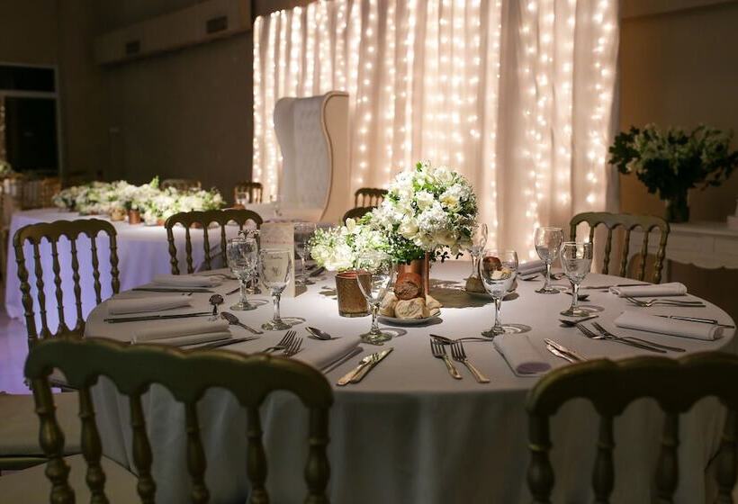 호텔 Howard Johnson Resort & Spa Escobar