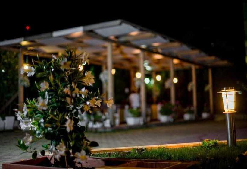 בית מלון כפרי Kadrisa