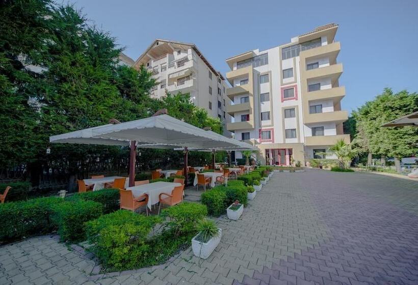 בית מלון כפרי Kadrisa