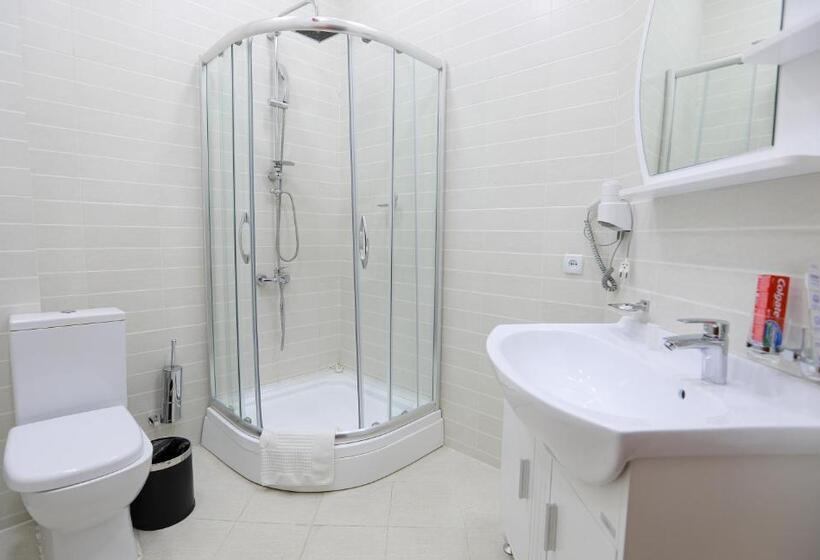 هتل Khujand Grand