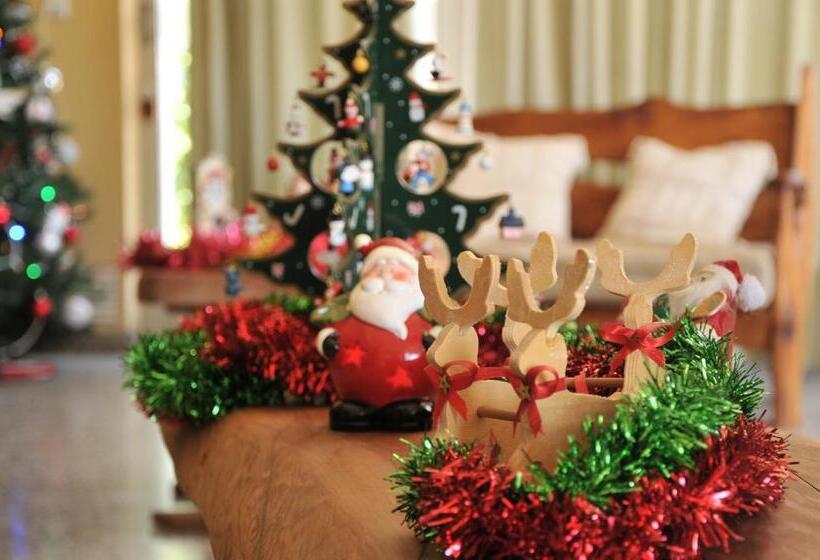 هتل Mirador De Las Sierras