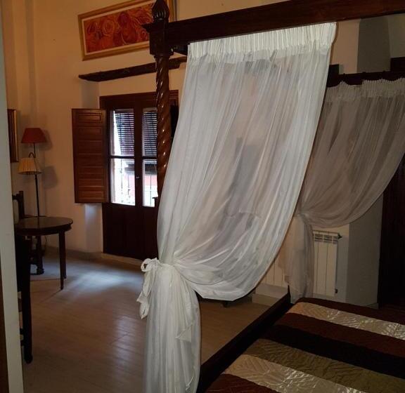 هتل Pensión Alfin