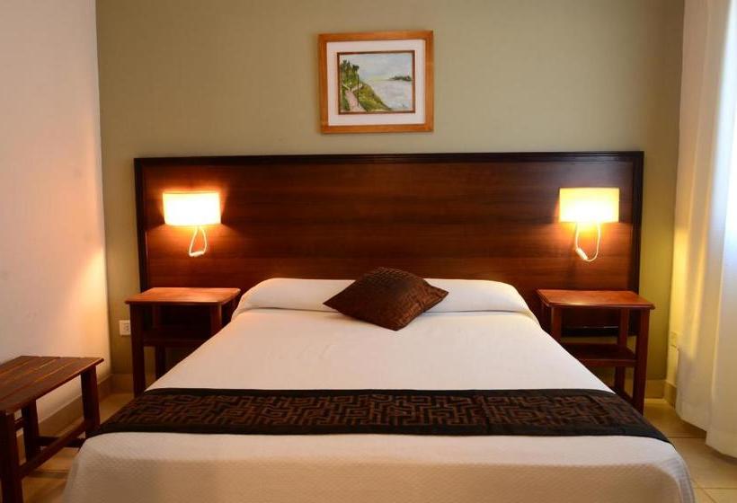 Отель Portal Del Río