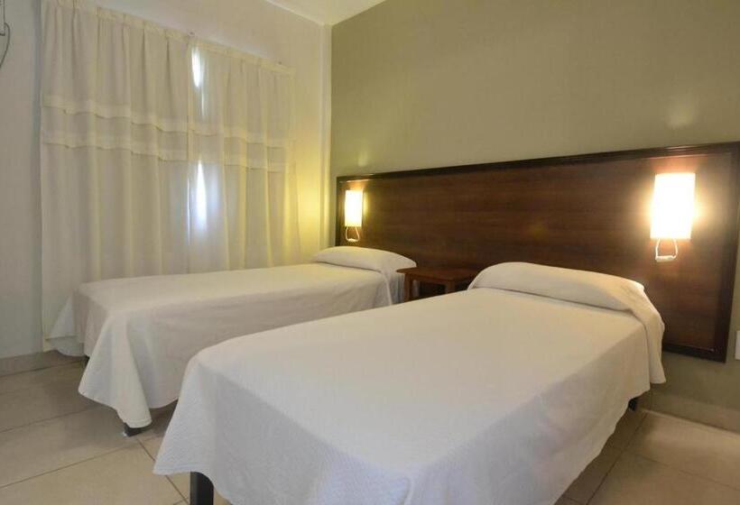 Отель Portal Del Río