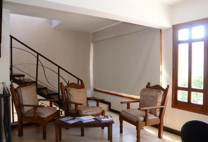 فندق Portal Del Río