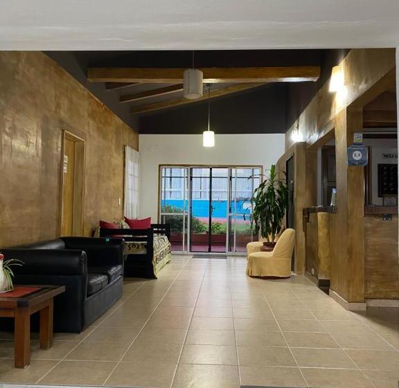 هتل Posada Del Lago