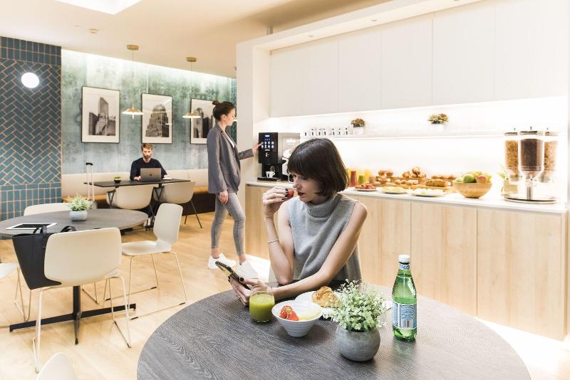 Отель Sleep&fly