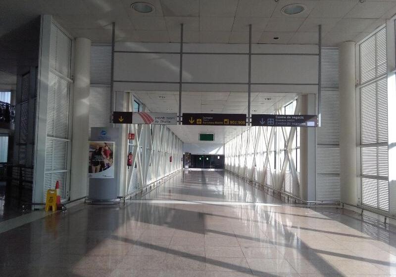 Отель Sleep&fly