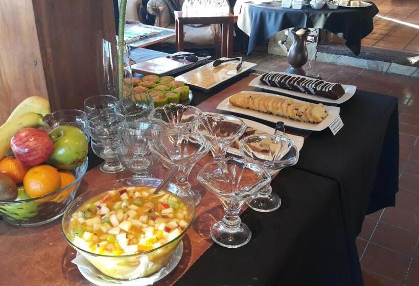 فندق Suites De La Colina