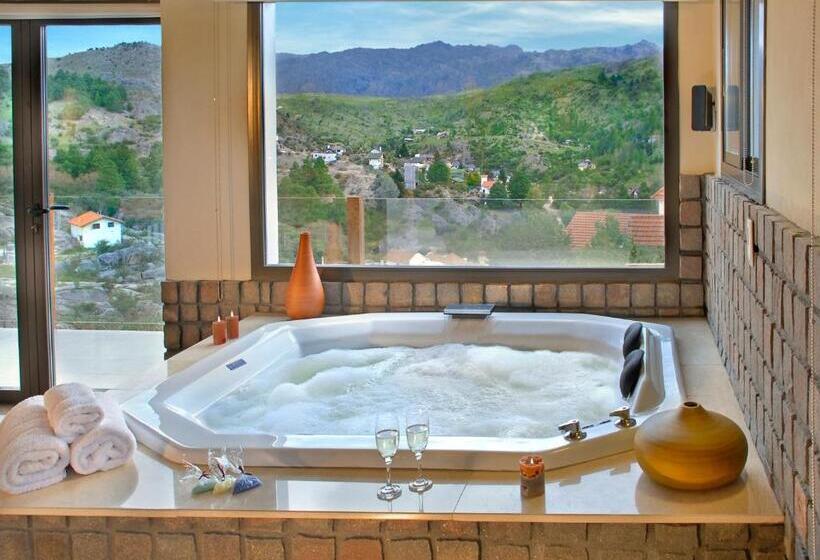 فندق Suites De La Colina