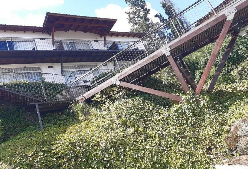 هتل Tagore Suites