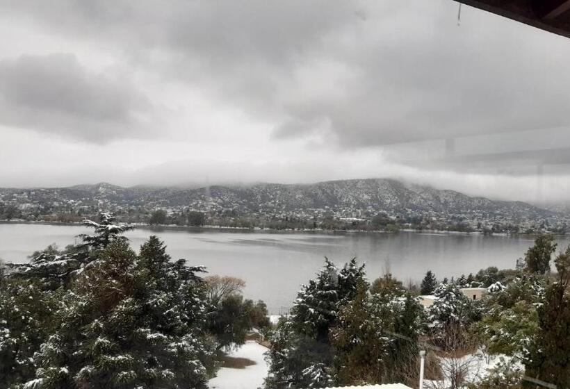 هتل Tagore Suites