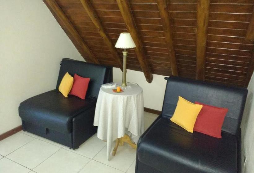 Hotel Terrazas De Colón