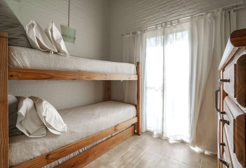 هتل Valeria House Rental Suites