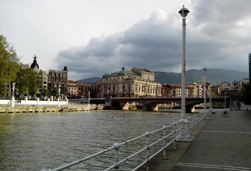 ホテル Zubia Urban Rooms