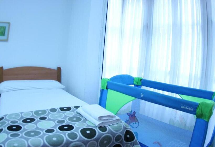 ホテル Zubia Urban Rooms