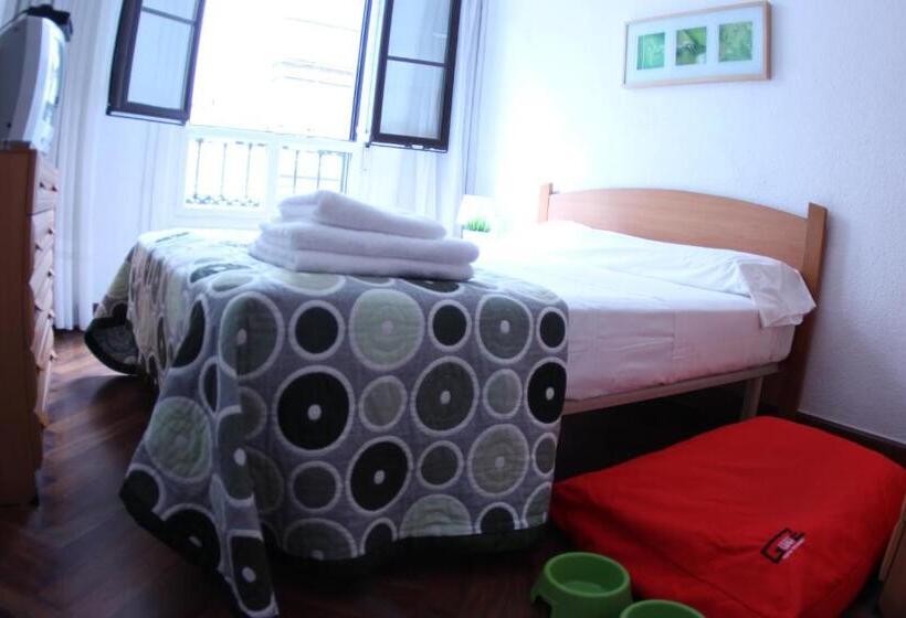 ホテル Zubia Urban Rooms