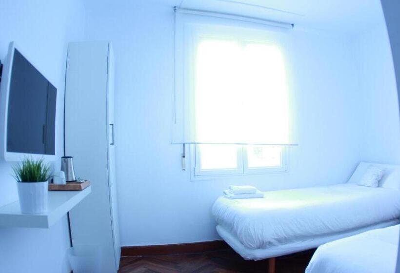 ホテル Zubia Urban Rooms