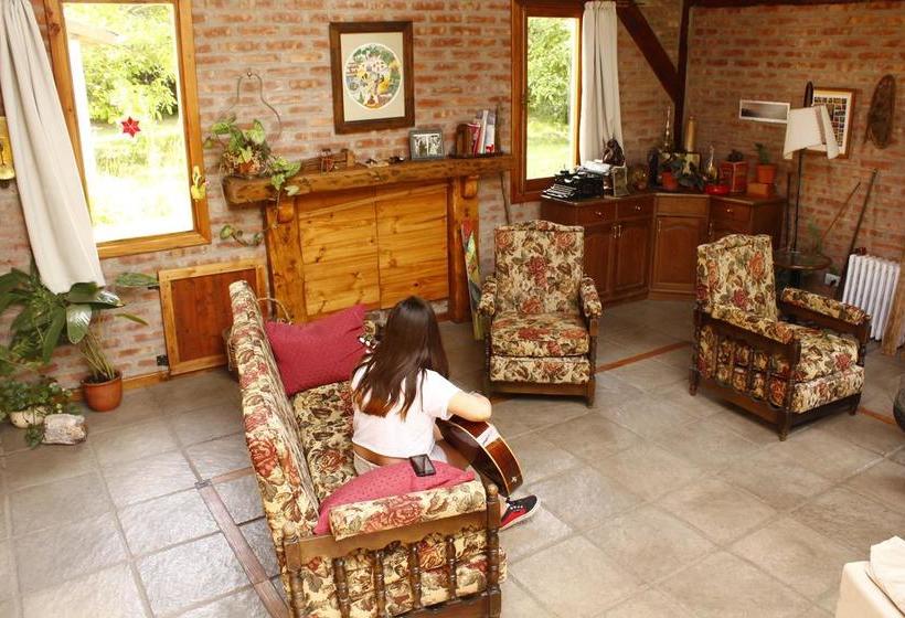 فندق صغير Huala Hosteria