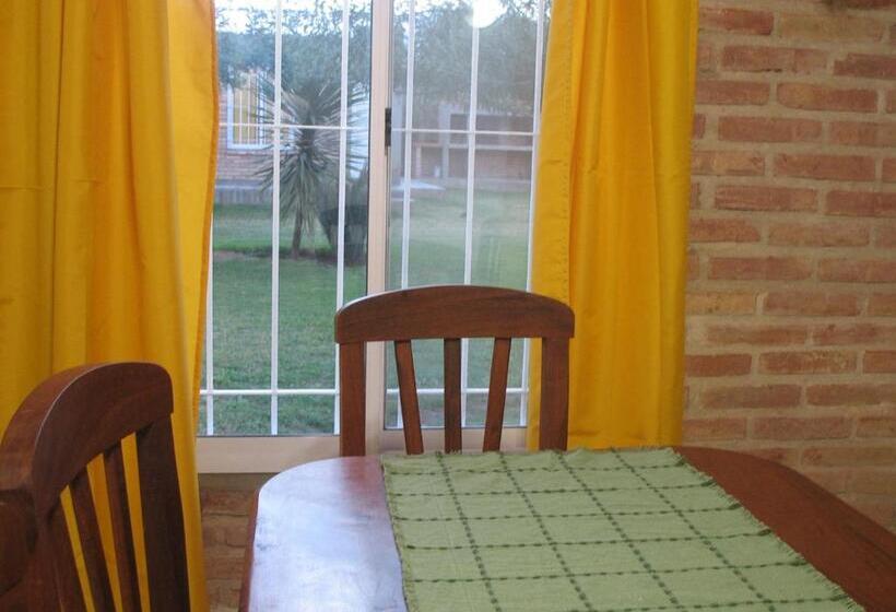 اقامتگاه Cabaña La Martina